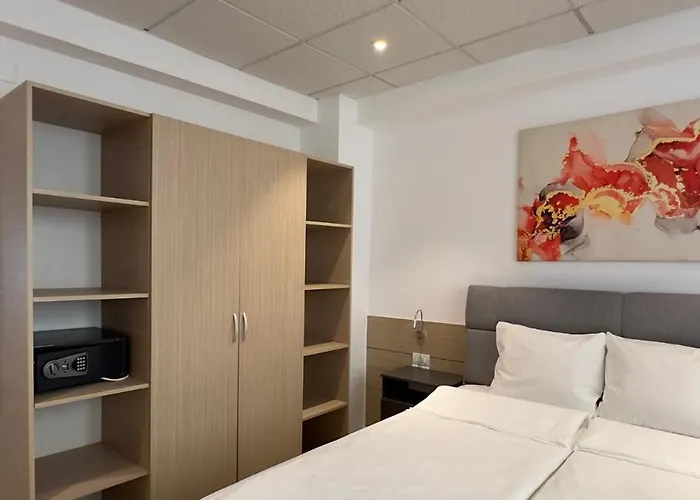 Heights Old Center Apartmanhotel