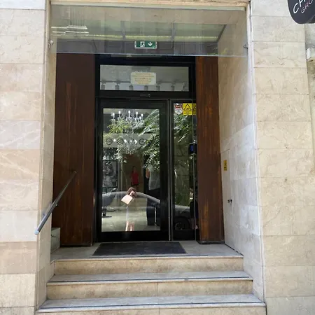 Ξενοδοχείο με διαμερίσματα Heights Old Center